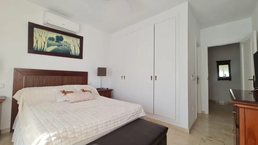 Villa de 124m² en Alicante, Spain No. 966 № 13