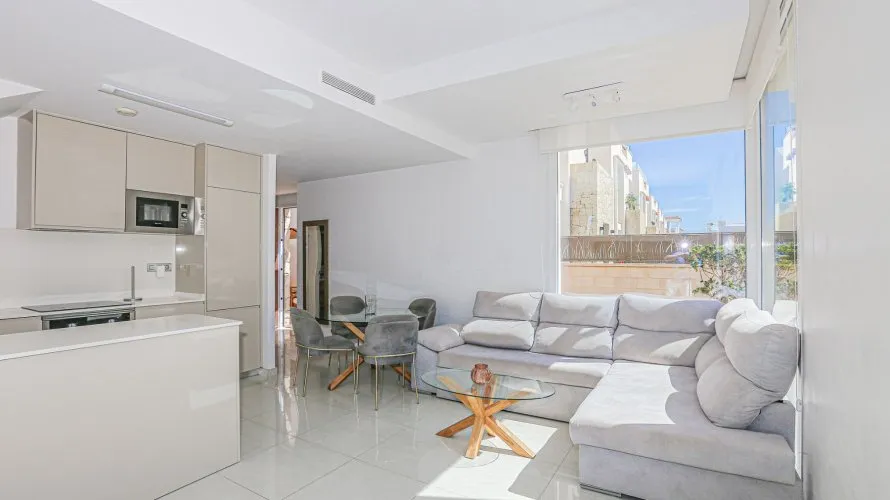 Villa de 101m² en Ciudad Quesada, Spain No. 1063 № 7