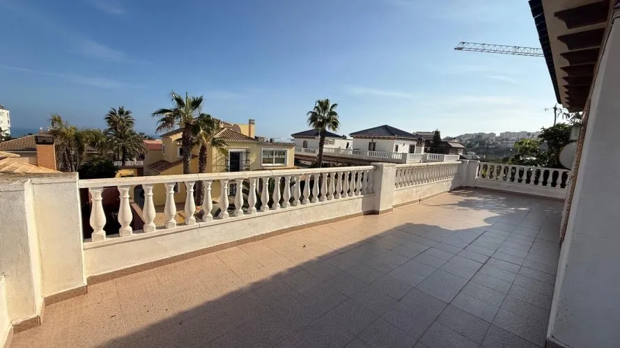 Сasa de 3 dormitorios en Torrevieja, Spain No. 1052 № 18