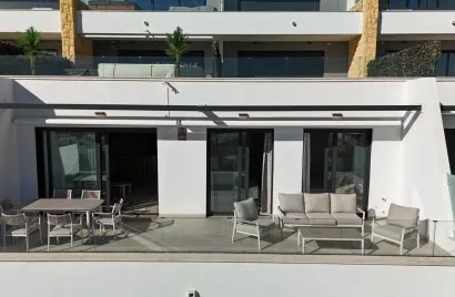 Apartamento de 2 dormitorios en Finestrat, Spain No. 992