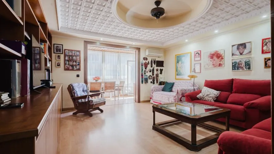Apartamento de 100m² en Torrevieja, Spain No. 1055 № 3