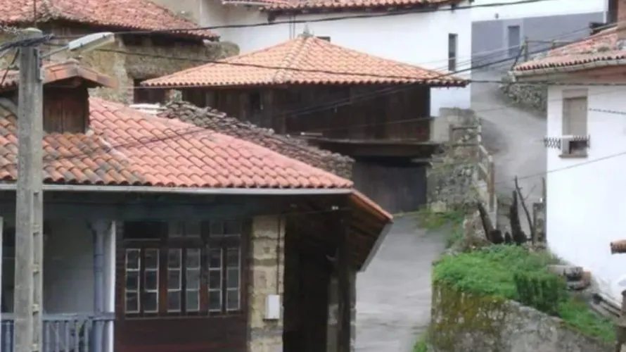 Villa de 71m² en Oviedo, Spain No. 2140 № 14