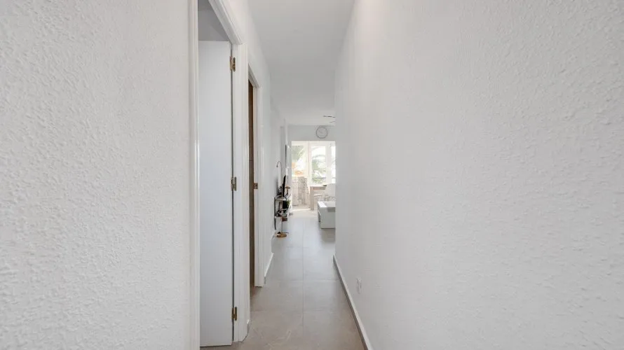 Apartamento de 1 dormitorio en Torrevieja, Spain No. 2160 № 11