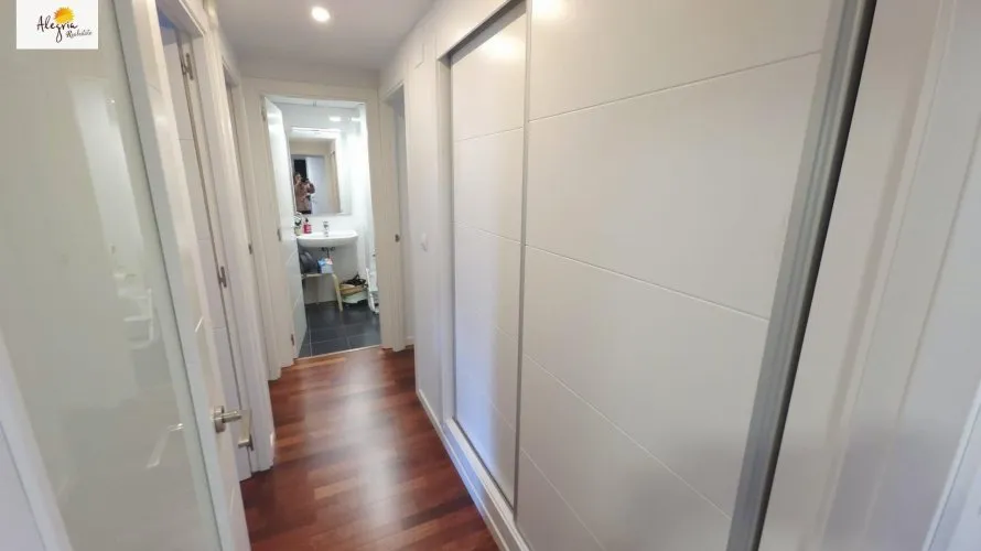 Apartamento de 3 dormitorios en Alicante, Spain No. 1196 № 8