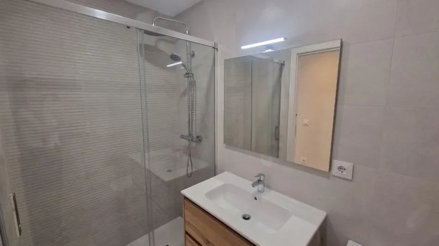 Apartamento de 1 dormitorio en Madrid, Spain No. 1406 № 28
