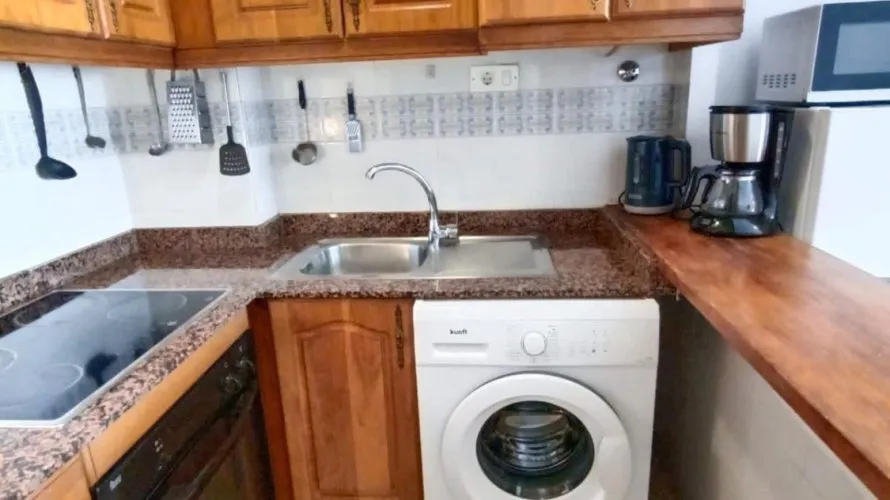Apartamento de 37m² en Torrevieja, Spain No. 2168 № 2