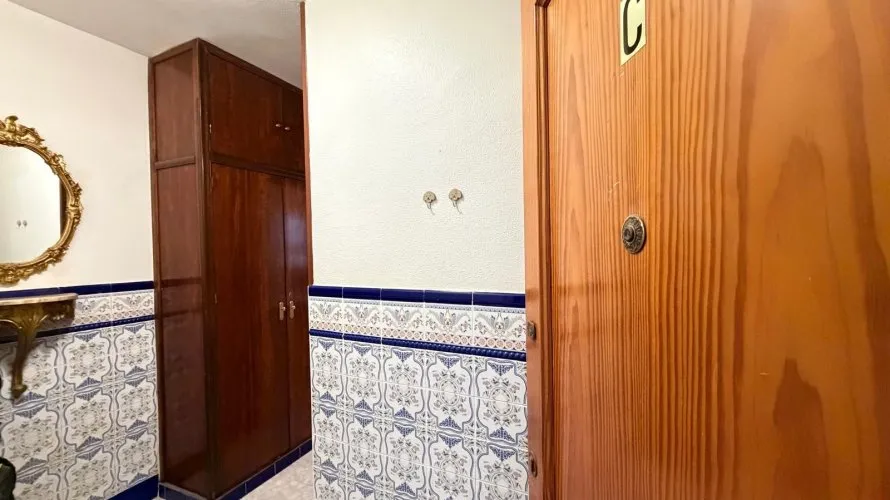 Apartamento de 1 dormitorio en Torrevieja, Spain No. 2081 № 27
