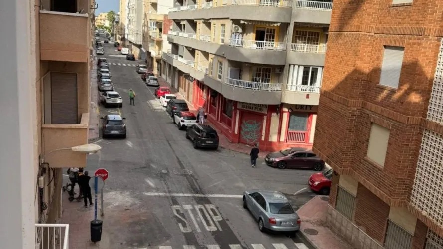Apartamento de 107m² en Torrevieja, Spain No. 1415 № 3