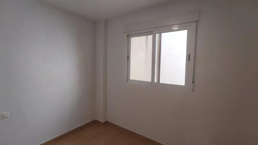 Apartamento de 2 dormitorios en Alicante, Spain No. 1450 № 21