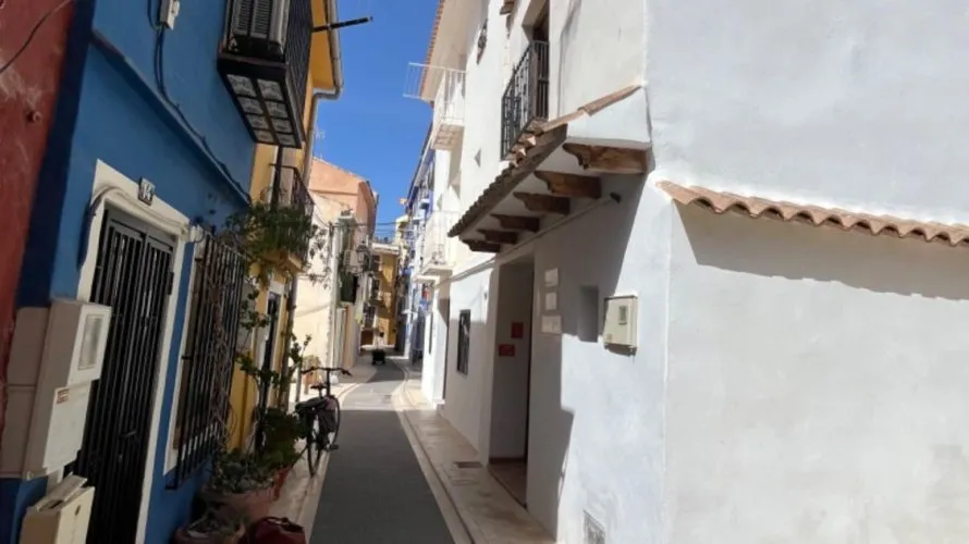 Сasa de 75m² en Villajoyosa, Spain No. 1414