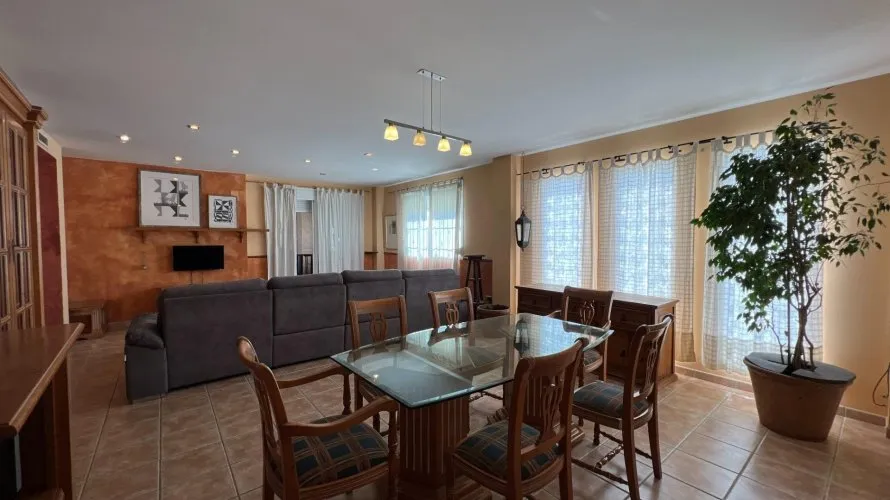Apartamento de 170m² en Godelleta, Spain No. 1306 № 20