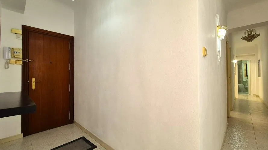 Apartamento de 2 dormitorios en Alicante, Spain No. 2167 № 15