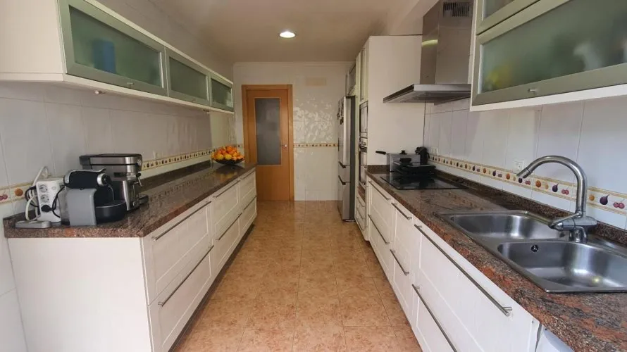 Apartamento de 4 dormitorios en L'Alfàs del Pi, Spain No. 1023 № 14