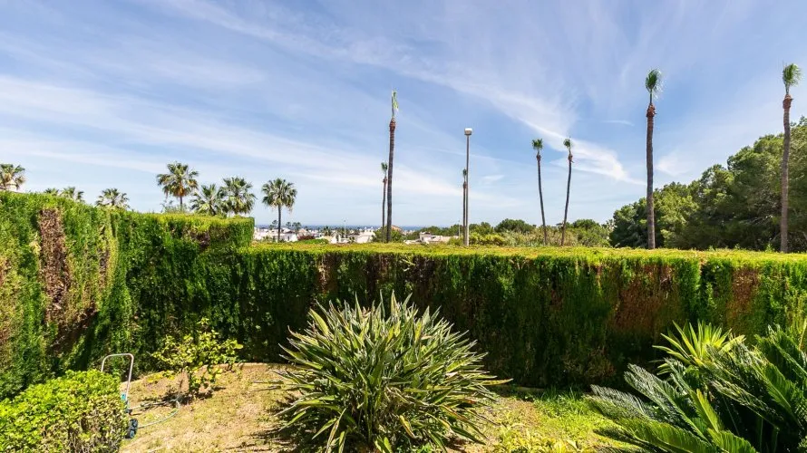 Villa de 194m² en Alicante, Spain No. 1360 № 2