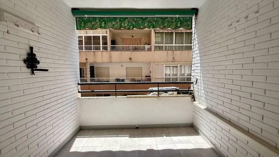 Apartamento de 2 dormitorios en Torrevieja, Spain No. 2194 № 23