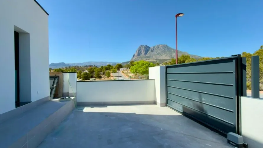 Villa de 3 dormitorios en Finestrat, Spain No. 1054 № 12