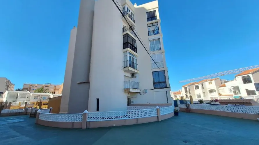 Apartamento de 33m² en Torrevieja, Spain No. 2126 № 4