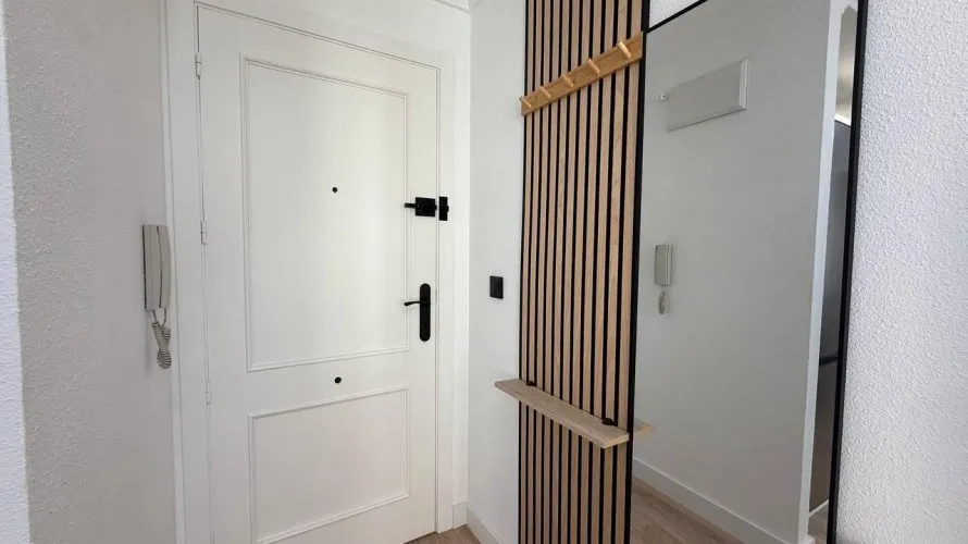 Apartamento de 2 dormitorios en Torrevieja, Spain No. 2087 № 3