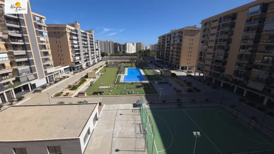 Apartamento de 3 dormitorios en Alicante, Spain No. 1196 № 7