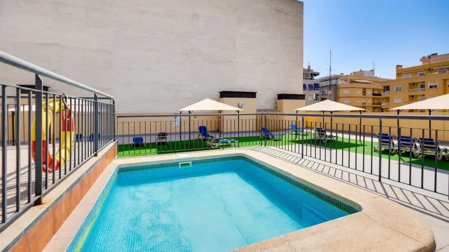 Apartamento de 2 dormitorios en Torrevieja, Spain No. 1365 № 19