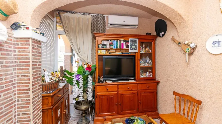 Villa de 158m² en Cabo Roig, Spain No. 1166 № 17