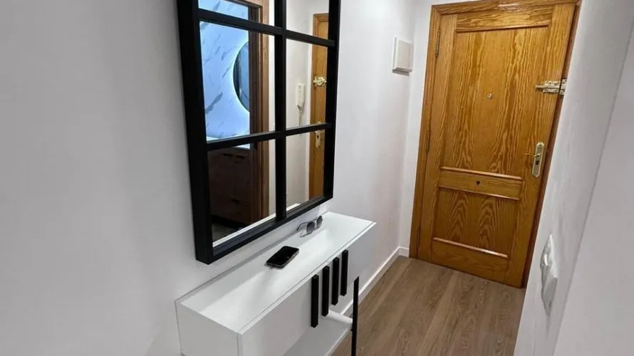 Apartamento de 2 dormitorios en Torrevieja, Spain No. 2186 № 2