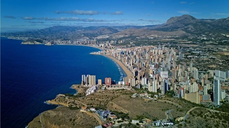 Apartamento de 3 dormitorios en Benidorm, Spain No. 1232 № 3