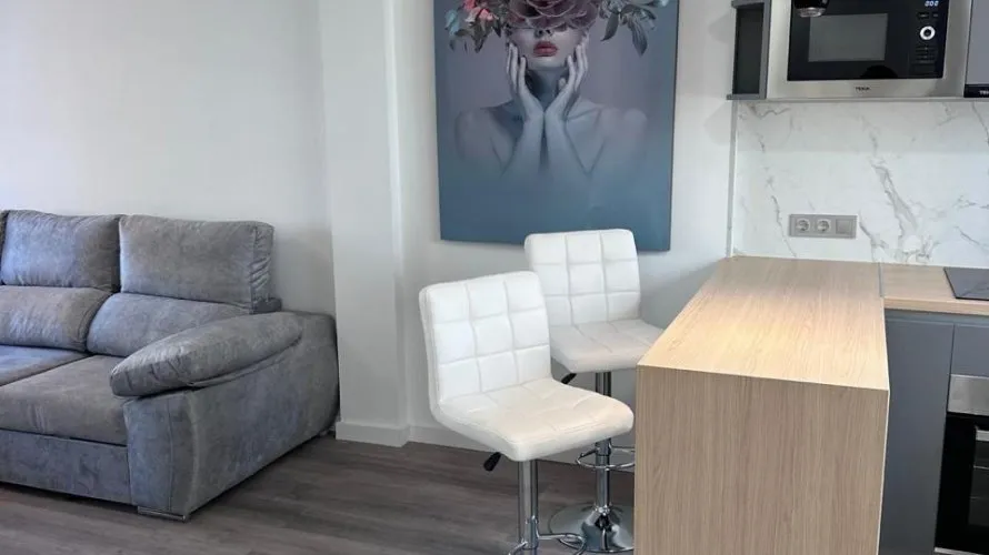 Apartamento de 85m² en Torrevieja, Spain No. 1261 № 1