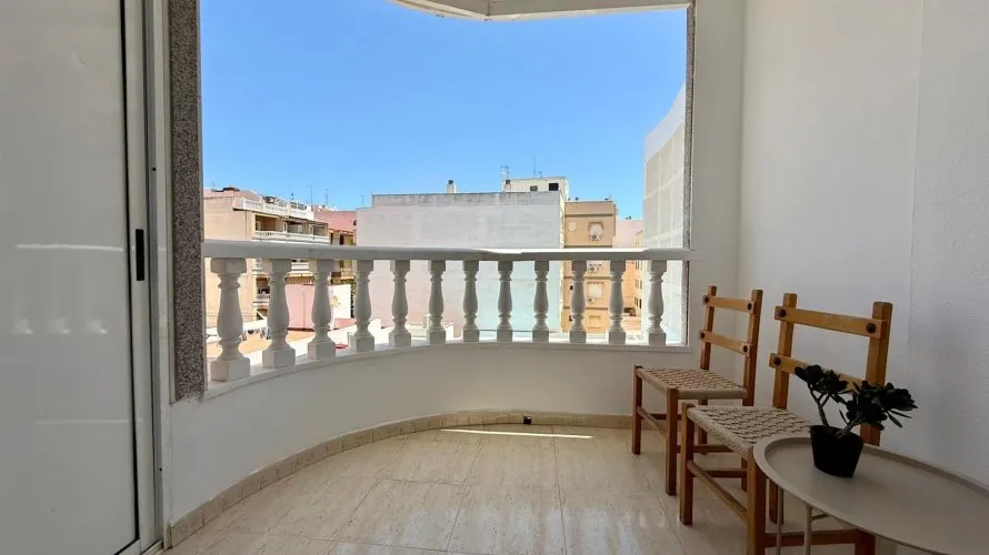 Apartamento de 2 dormitorios en Torrevieja, Spain No. 1426 № 24