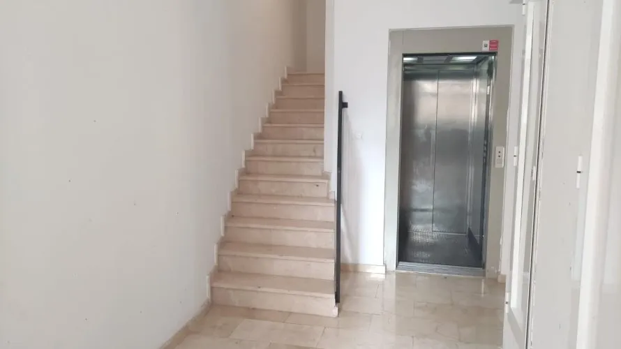Apartamento de 2 dormitorios en Alicante, Spain No. 1450 № 1