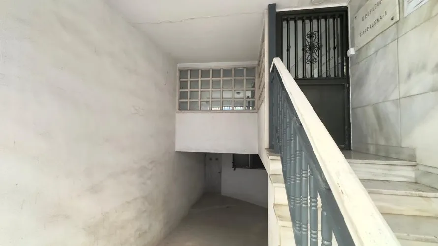 Apartamento de 2 dormitorios en Torrevieja, Spain No. 2121 № 2
