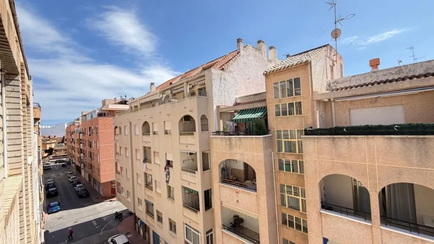 Ático de 3 dormitorios en Torrevieja, Spain No. 1053 № 18