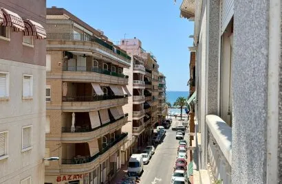 Apartamento de 2 dormitorios en Torrevieja, Spain No. 1426