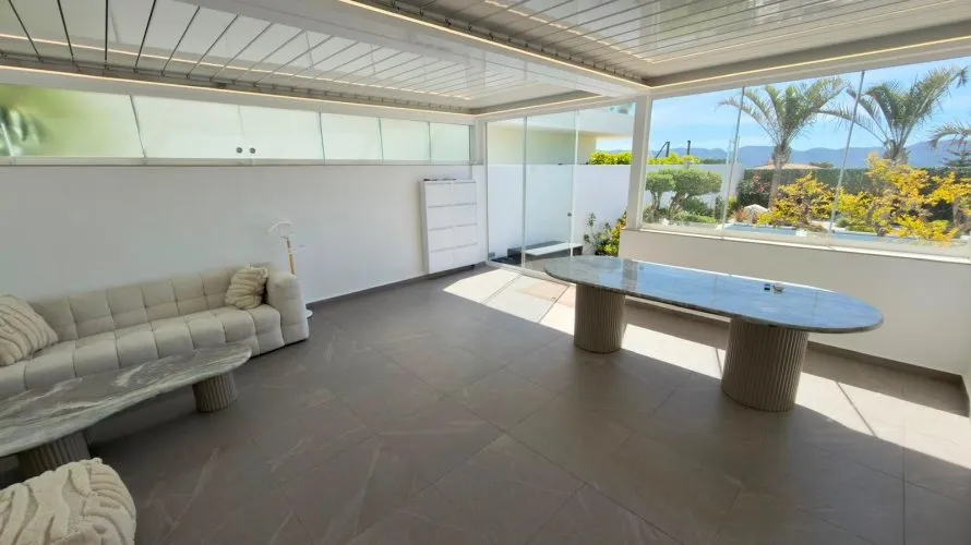 Villa de 4 dormitorios en La Nucia, Spain No. 1152