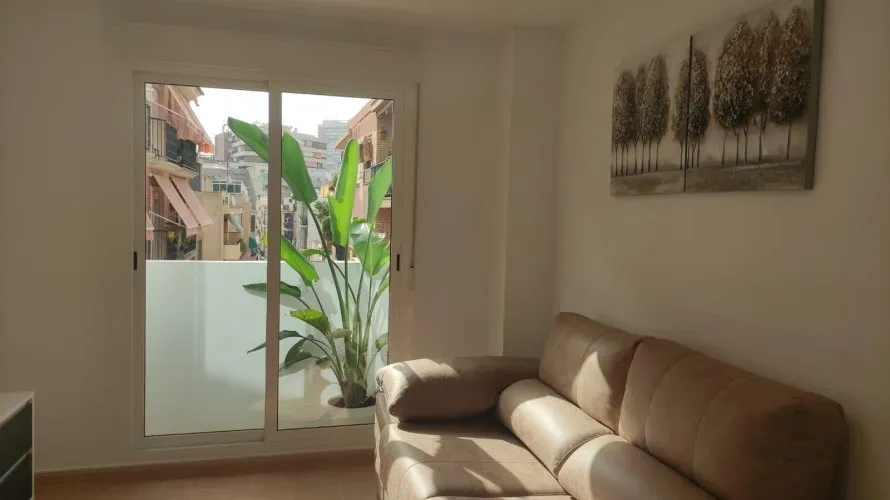 Apartamento de 2 dormitorios en Alicante, Spain No. 1450 № 23