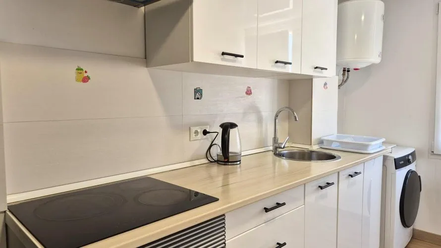 Apartamento de 1 dormitorio en Alicante, Spain No. 2234 № 4