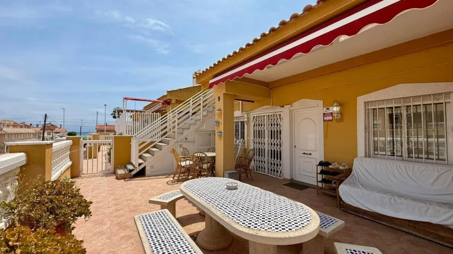 Ático de 4 dormitorios en La Mata, Spain No. 1362