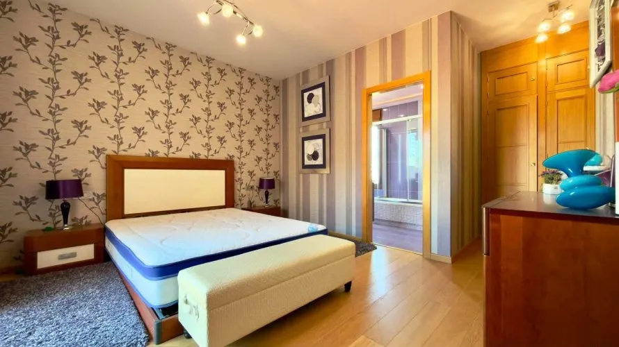 Villa de 8 dormitorios en Calpe, Spain No. 1153