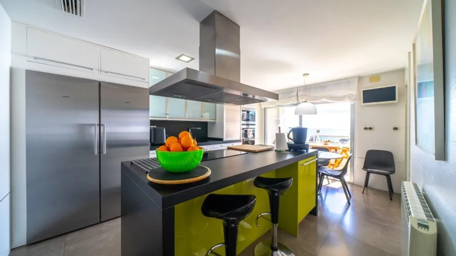 Apartamento de 4 dormitorios en Villajoyosa, Spain No. 1036 № 3