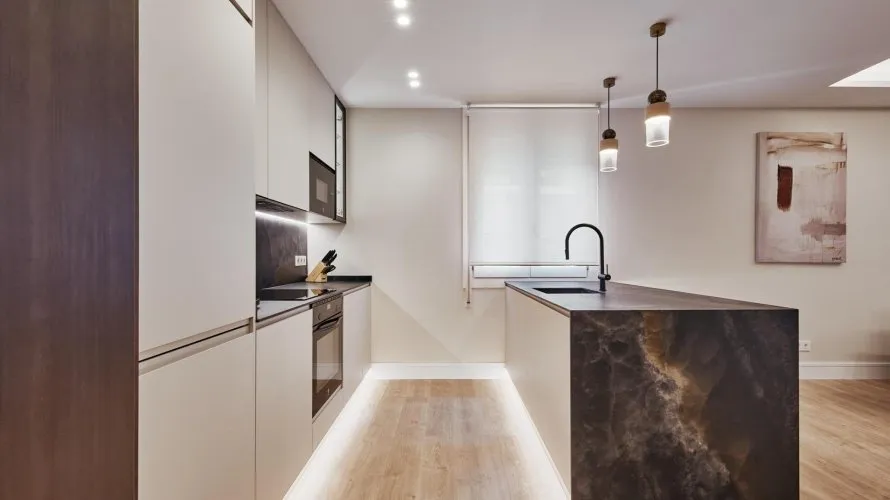 Apartamento de 3 dormitorios en Madrid, Spain No. 1167 № 11