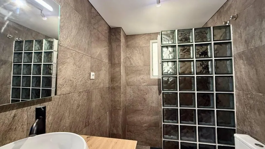 Apartamento de 2 dormitorios en Torrevieja, Spain No. 1012 № 25