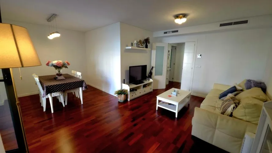 Apartamento de 3 dormitorios en Alicante, Spain No. 2019 № 19