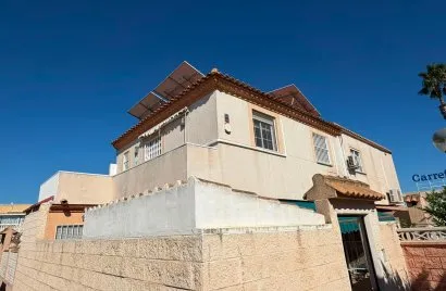 Сasa de 3 dormitorios en Torrevieja, Spain No. 1993