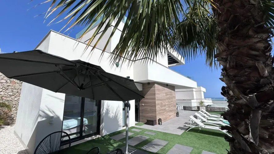 Villa de 3 dormitorios en Finestrat, Spain No. 1112 № 19
