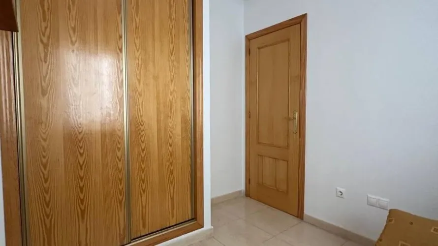Apartamento de 2 dormitorios en Torrevieja, Spain No. 2236 № 4