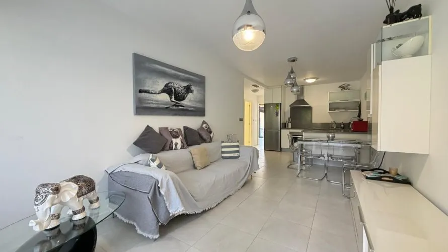 Apartamento de 3 dormitorios en Dehesa De Campoamor, Spain No. 1397 № 6
