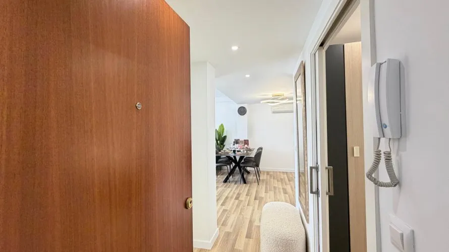 Apartamento de 3 dormitorios en Torrevieja, Spain No. 1042
