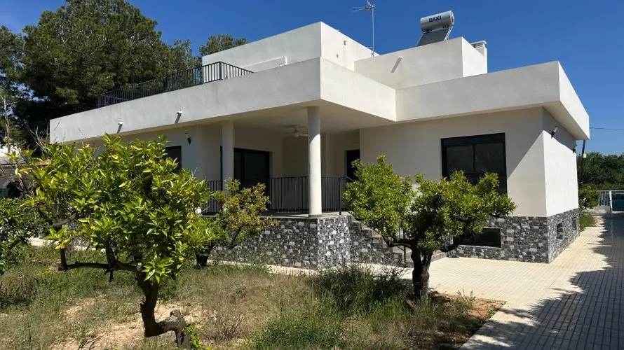 Villa de 5 dormitorios en San Vicente del Raspeig, Spain No. 1106 № 26