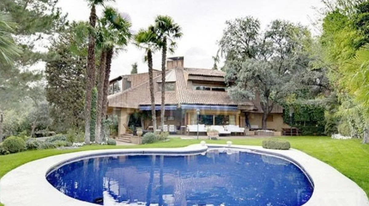 Apartamento de 5 dormitorios en Villaviciosa de Odón, Spain No. 1311