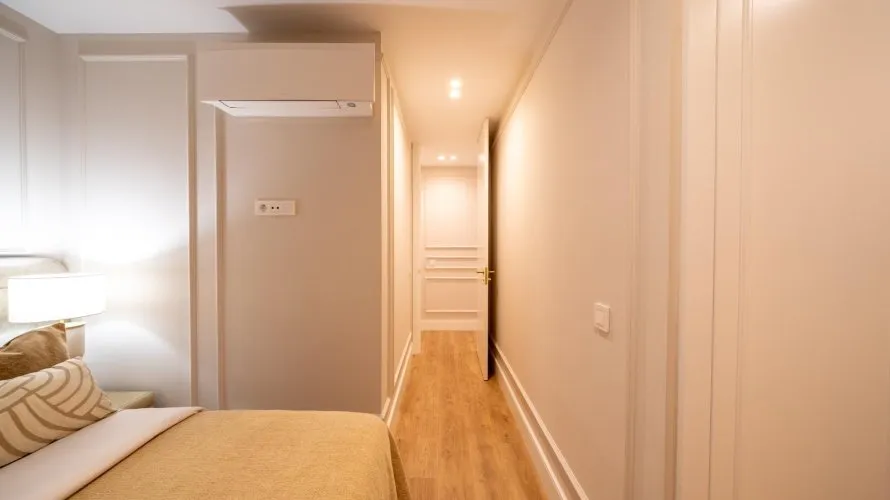 Apartamento de 3 dormitorios en Madrid, Spain No. 985 № 24